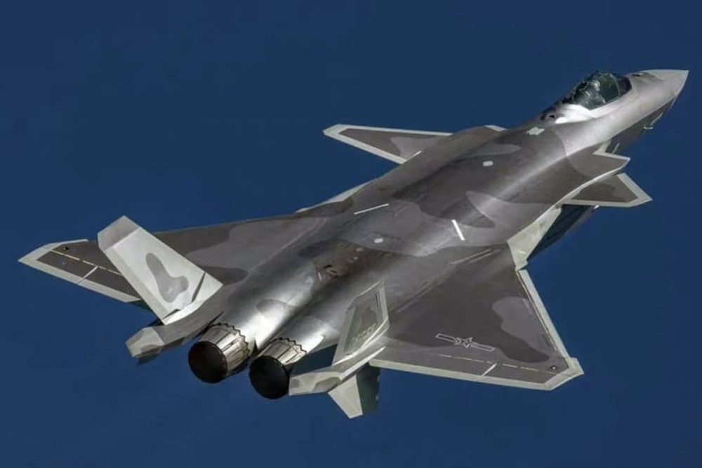 Returning to the race of the 5th generation fighter, the Su-57 makes a makeover thanks to the latest technology - Photo 4.