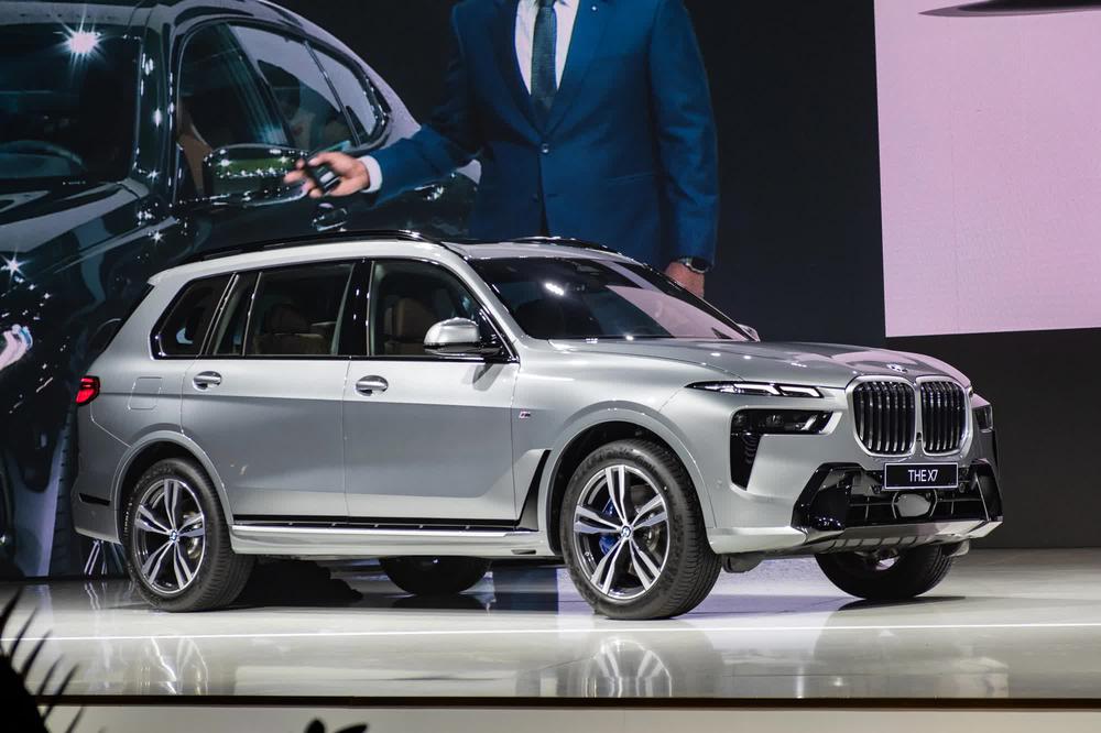 BMW i7, X7, 7-Series và 8-Series mới đồng loạt ra mắt Việt Nam: Giá từ 5,2 tỷ đồng, dồn áp lực lên Mercedes và Audi - Ảnh 10.