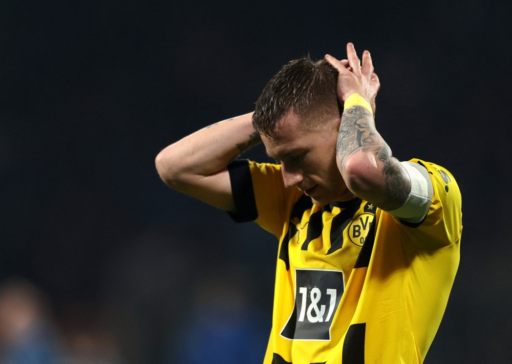 Kết quả bóng đá 29/4: Bị Bochum cầm chân, Dortmund nguy cơ mất ngôi đầu Bundesliga - Ảnh 2.