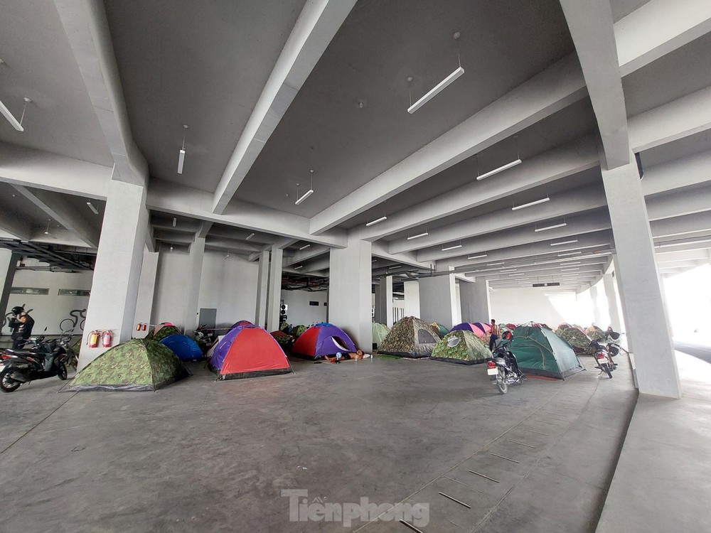 Bí mật những căn lều tạm đang nỗ lực tạo ra Lễ khai mạc SEA Games tầm cỡ Olympic của Campuchia - Ảnh 1.