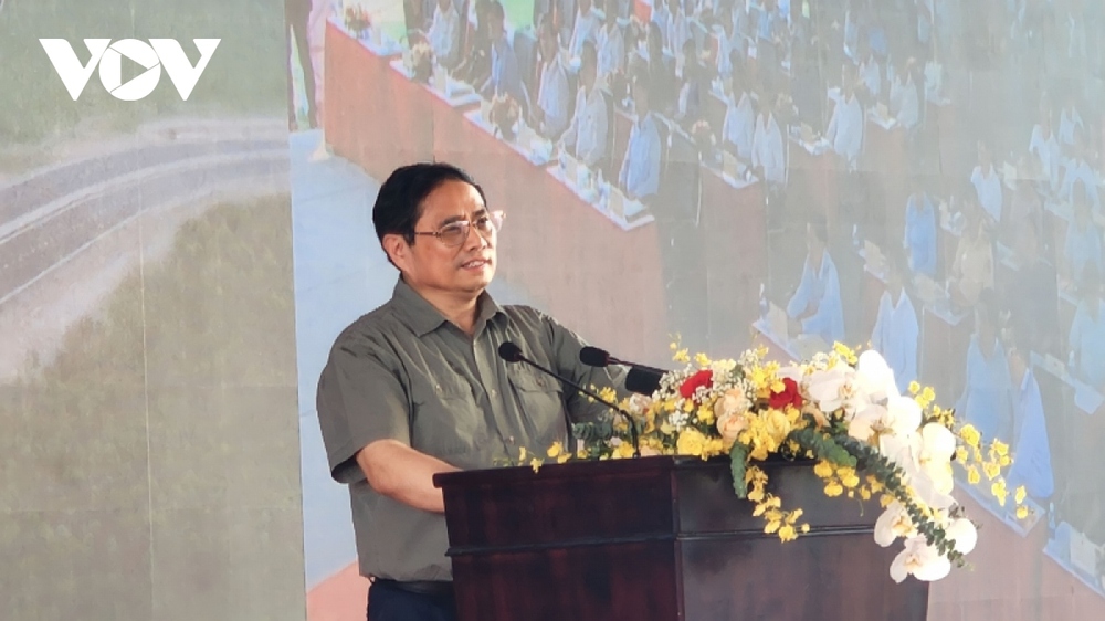 Thủ tướng tuyên bố khánh thành hai dự án cao tốc tại Thanh Hóa và Bình Thuận - Ảnh 4.