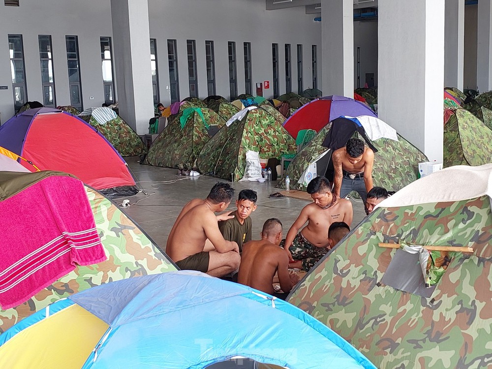 Bí mật những căn lều tạm đang nỗ lực tạo ra Lễ khai mạc SEA Games tầm cỡ Olympic của Campuchia - Ảnh 14.