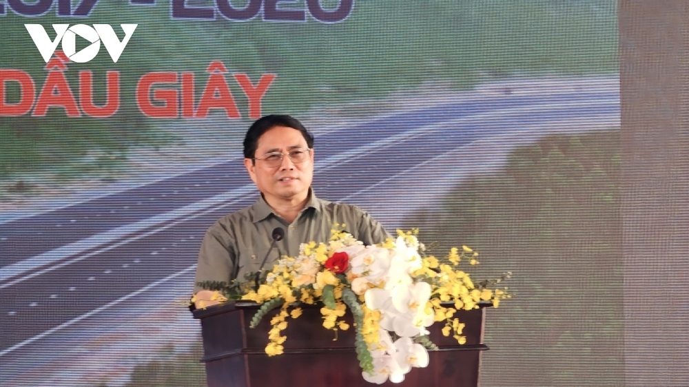 Thủ tướng tuyên bố khánh thành hai dự án cao tốc tại Thanh Hóa và Bình Thuận - Ảnh 2.