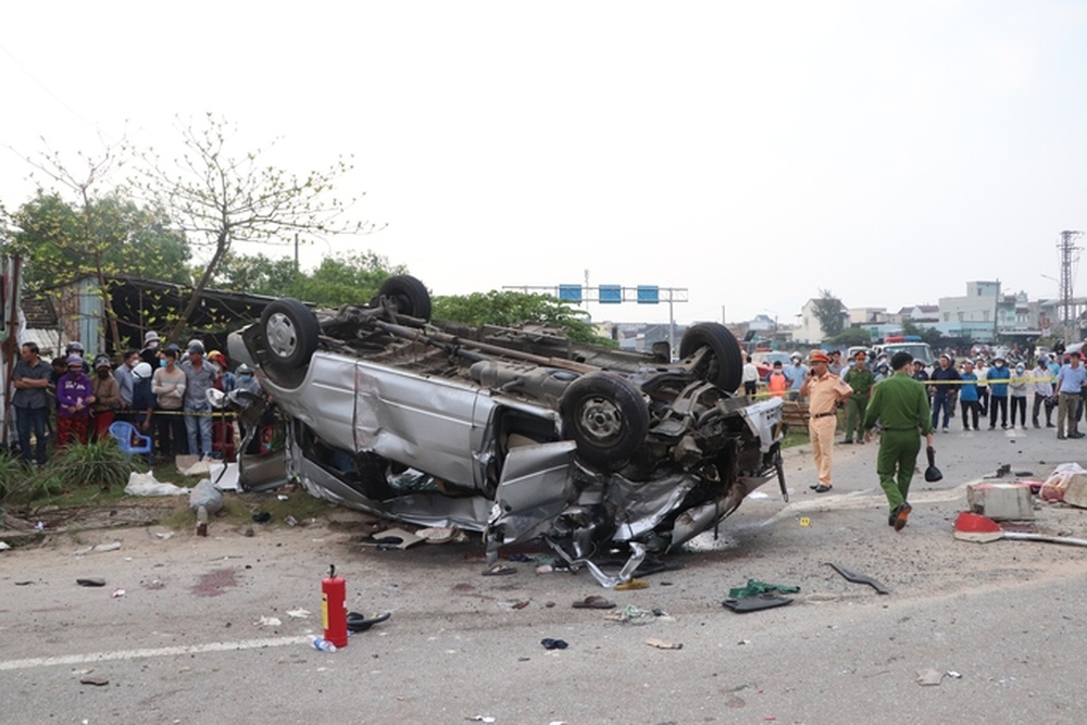 Vụ tai nạn thảm khốc 10 người chết ở Quảng Nam: Lỗi chính do tài xế đã mất - Ảnh 4.