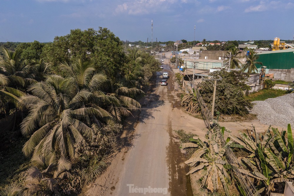 Nhiều bãi cát bủa vây, người dân sống như địa ngục suốt 5 năm - Ảnh 15.