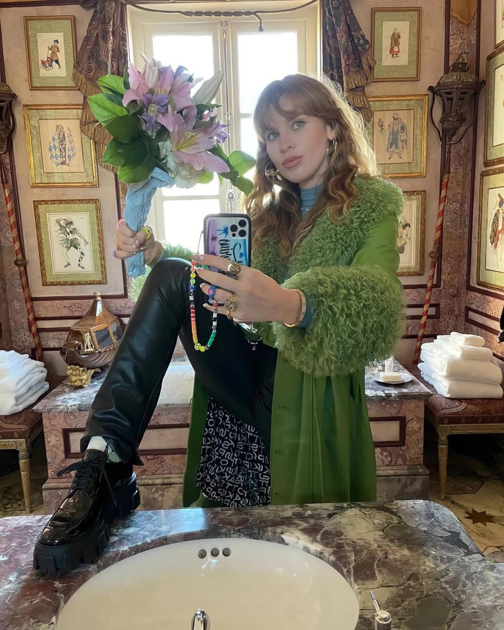 Ch&acirc;n dung đại tiểu thư thừa kế gia tộc quyền qu&yacute; bậc nhất nước Mỹ: Nhan sắc lẫn thần th&aacute;i đều lấn lướt si&ecirc;u mẫu với cuộc đời kh&ocirc;ng kh&aacute;c g&igrave; tiểu thuyết - Ảnh 10.