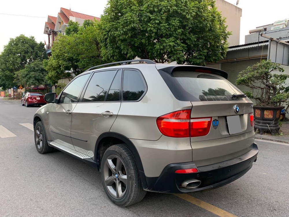 BMW X5 bán lại giá 345 triệu đồng: SUV 7 chỗ rẻ hơn Morning, đủ ghế sưởi, cốp điện, cửa sổ panorama không kém xe sang đời mới - Ảnh 3.