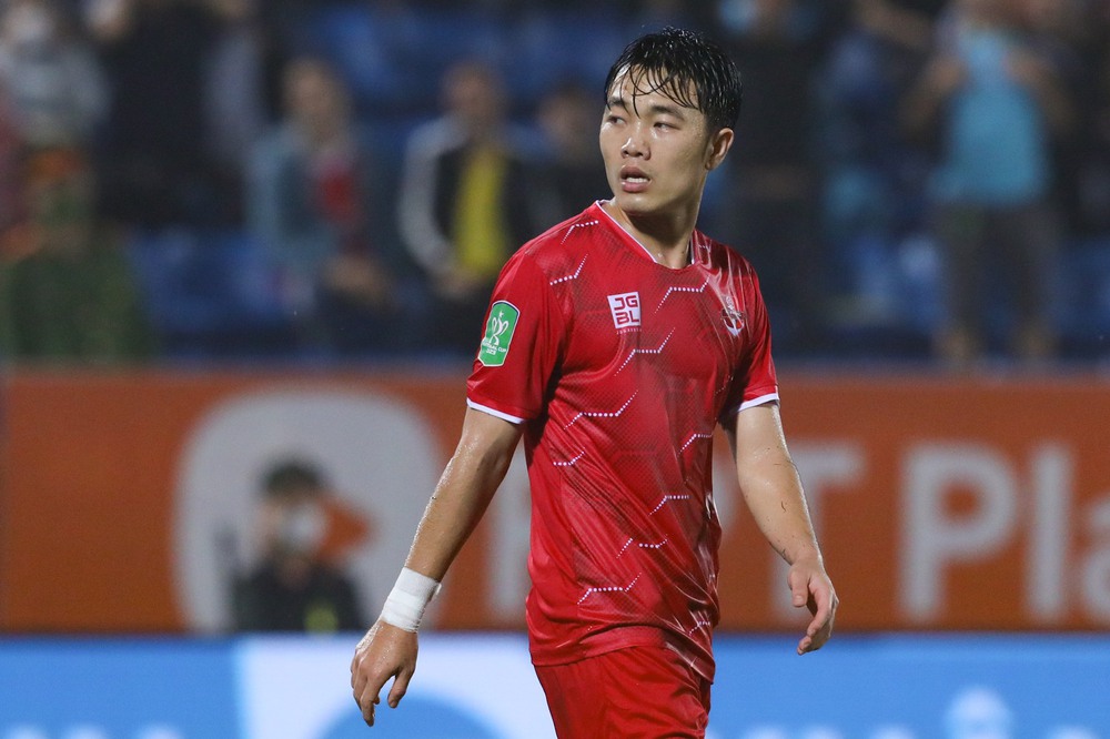 Nhìn Xuân Trường chịu cảnh mỉa mai, bỗng tiếc cho máy chạy Thường Châu năm nào của thầy Park - Ảnh 2.