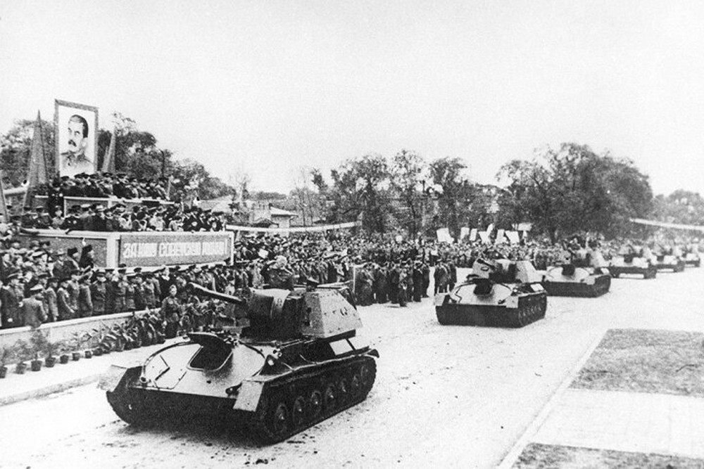 Lễ duyệt binh Chiến thắng Phát xít Nhật duy nhất từng được Liên Xô tổ chức - Ảnh 3.