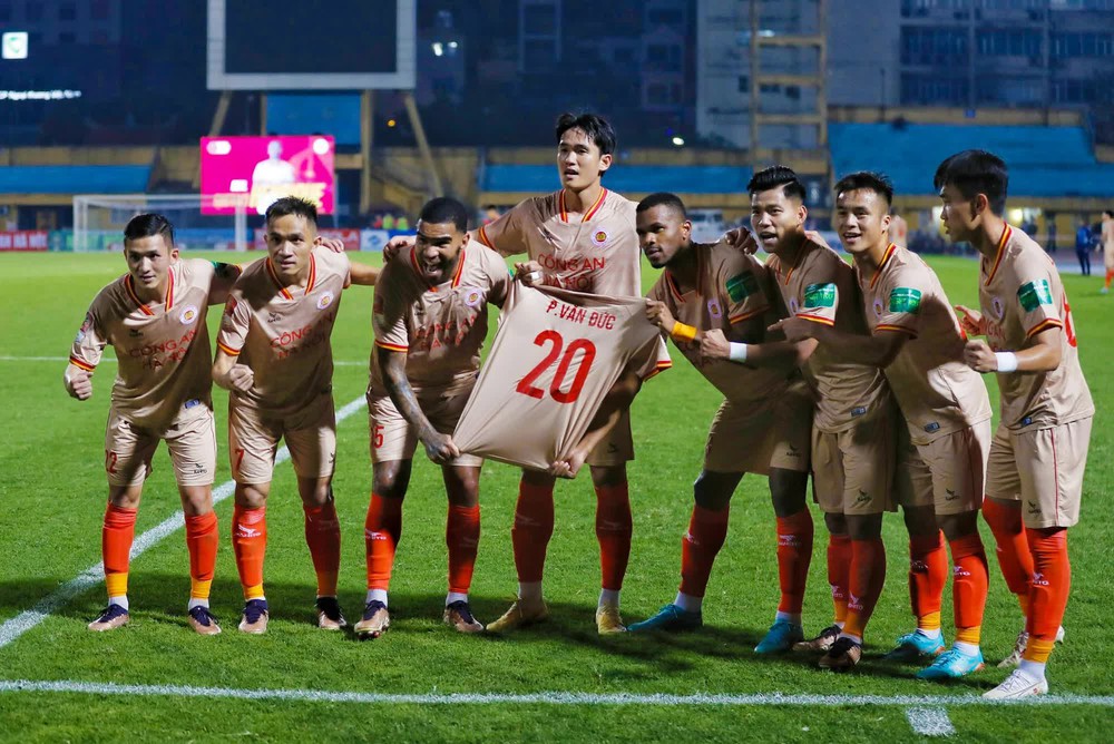 Cứu thua xuất sắc nhưng thủ môn Việt kiều vẫn chưa được hưởng niềm vui trọn vẹn ở V-League - Ảnh 7.