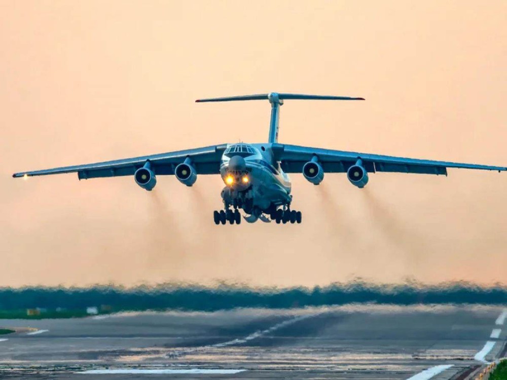 Nga chế tạo hệ thống chống vệ tinh dựa trên máy bay MiG-31D và Il-76 - Ảnh 1.