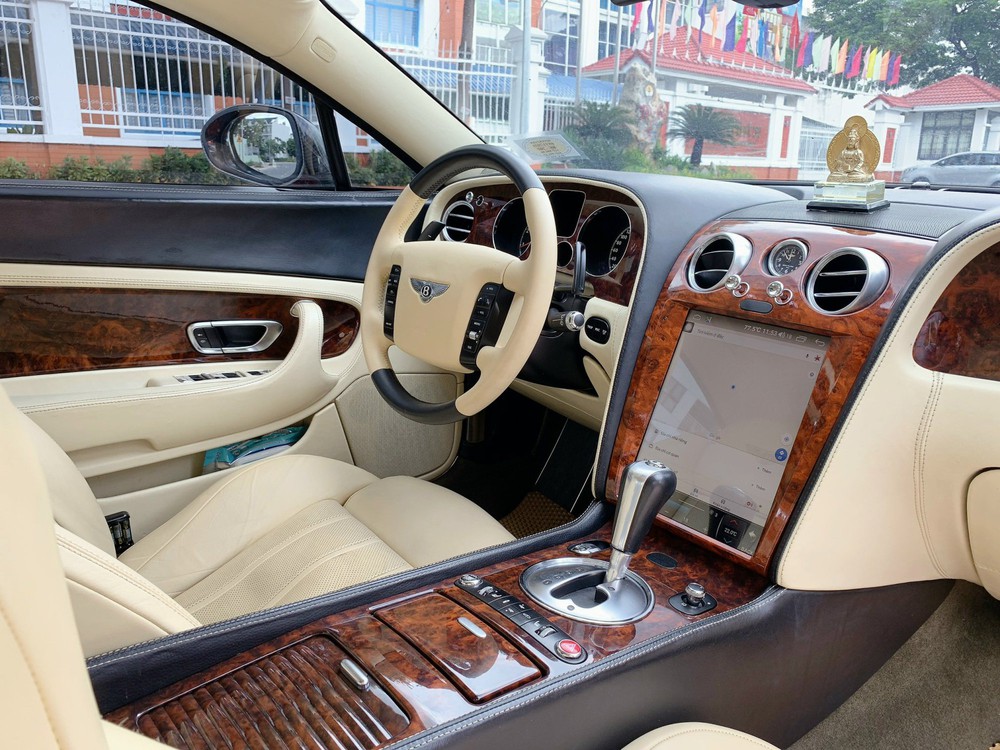 Bentley Continental GT 19 năm tuổi rao bán gần 3 tỷ, người bán trấn an đã đi xe xịn thì đừng lo tốn xăng - Ảnh 5.