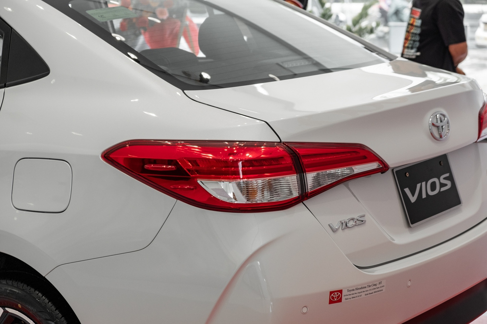 Toyota Vios 2023 chốt giá từ 479 triệu đồng tại Việt Nam: Thêm trang bị nhưng rẻ hơn, bản base hạ giá còn gần ngang Accent - Ảnh 12.