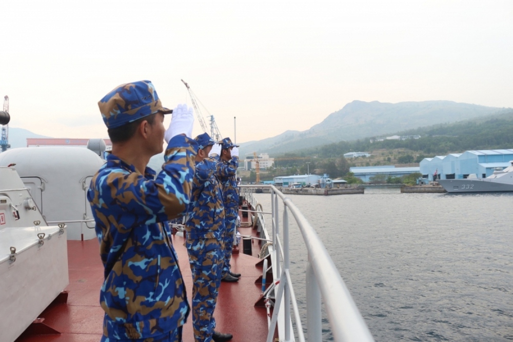 Tàu 015-Trần Hưng Đạo tham gia Lễ duyệt binh tàu Hải quân các nước ASEAN - Ảnh 4.