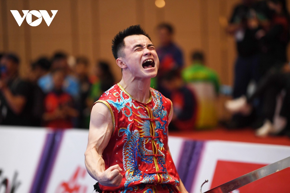 TRỰC TIẾP SEA Games 32 ngày 12/5: Nông Văn Hữu giành HCV Wushu - Ảnh 1.
