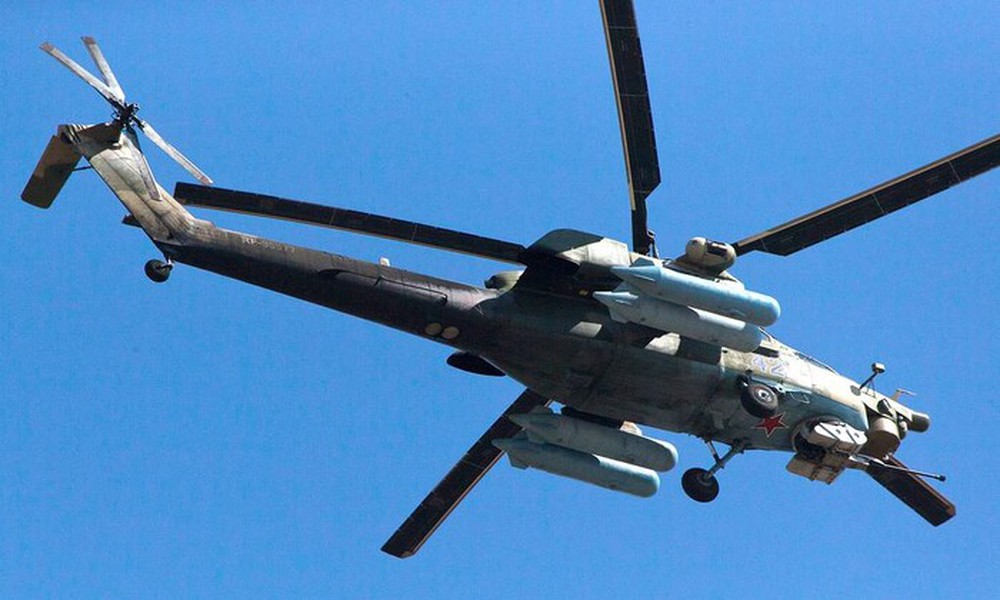 Trực thăng Mi-28 Nga rơi ở Crimea, hai phi công thiệt mạng - Ảnh 1.