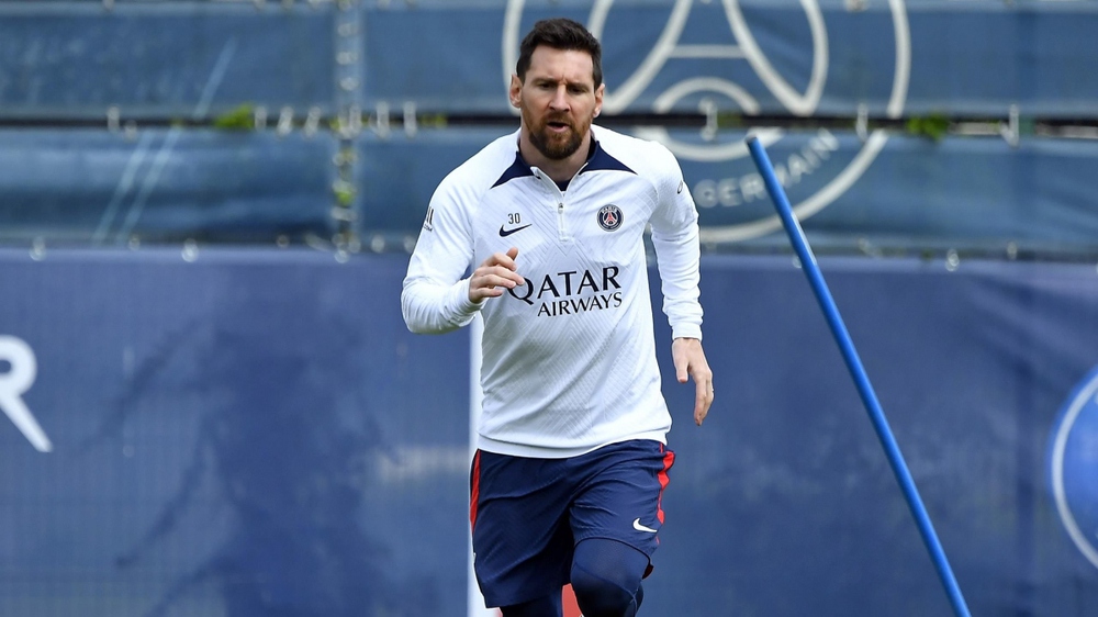 Chưa hết án kỷ luật, Messi đã trở lại thi đấu cho PSG - Ảnh 1.