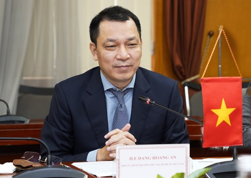 Thủ tướng bổ nhiệm lại Thứ trưởng Bộ Công Thương
