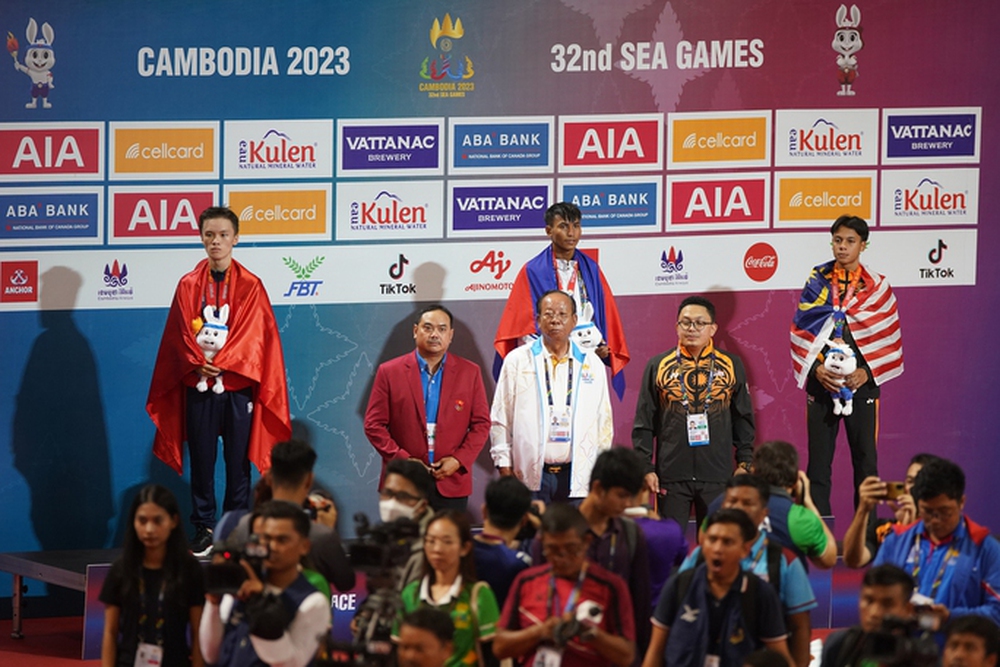 Nguyễn Trần Duy Nhất và lần đầu cầm quân tại SEA Games - Ảnh 4.