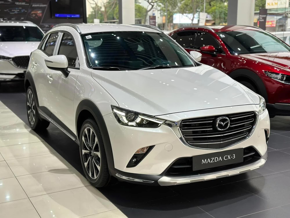 Mazda CX-3 lần đầu giảm 100 triệu tại Việt Nam: Giá khởi điểm chỉ ngang Sonet, nỗ lực tìm khách trước Creta và Seltos - Ảnh 4.