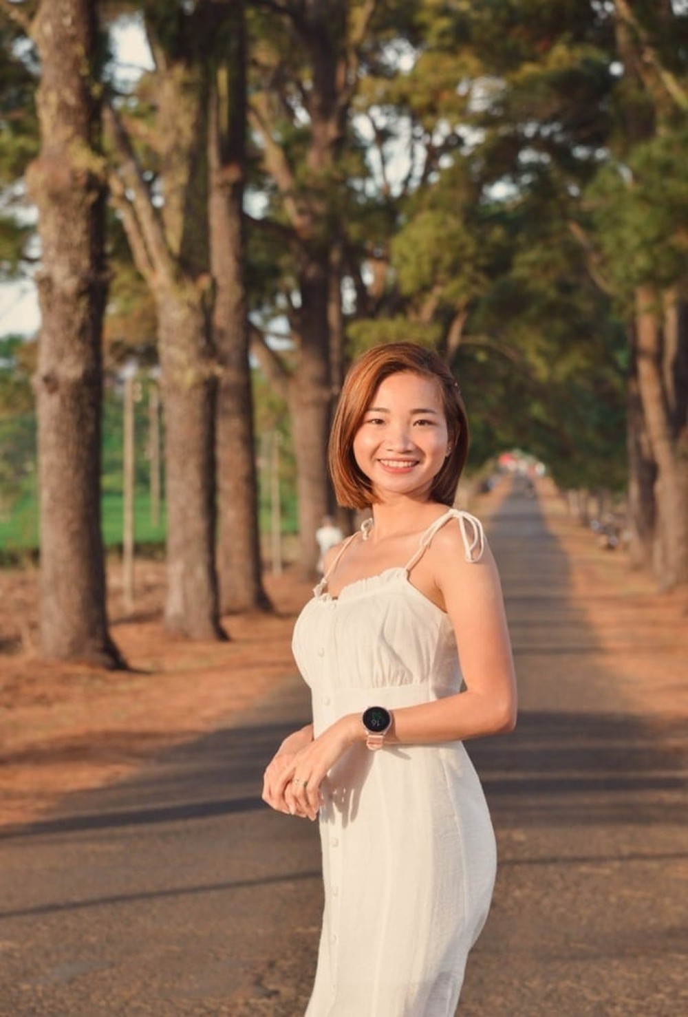 Nữ hoàng điền kinh Nguyễn Thị Oanh: Lúc điệu đà với váy, khi gợi cảm với bikini - Ảnh 6.