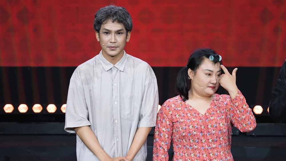 Nghệ sĩ Phạm Huyền Trâm cắt phăng tóc mái trước khi lên sân khấu vì một lời góp ý - Ảnh 1.