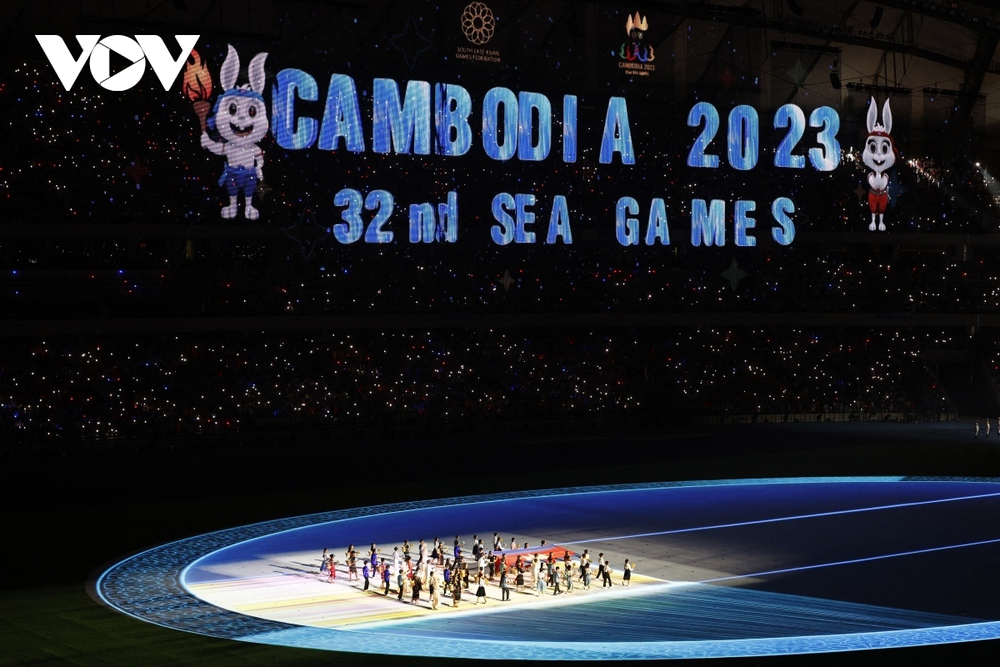 Trực tiếp lễ bế mạc SEA Games 32: Kết thúc kỳ Đại hội ấn tượng - Ảnh 1.