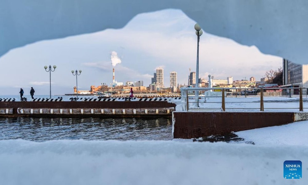 Bắc Kinh nhận quà khủng giữa bão cấm vận Nga: Cảng Vladivostok lần đầu mở cho Trung Quốc sau 163 năm - Ảnh 1.
