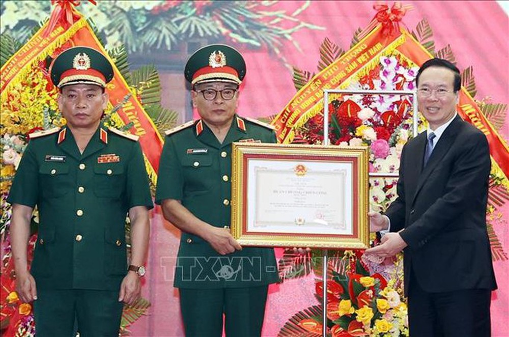 Tổng cục II, Bộ Quốc phòng đón nhận Huân chương Chiến công hạng Nhất - Ảnh 1.