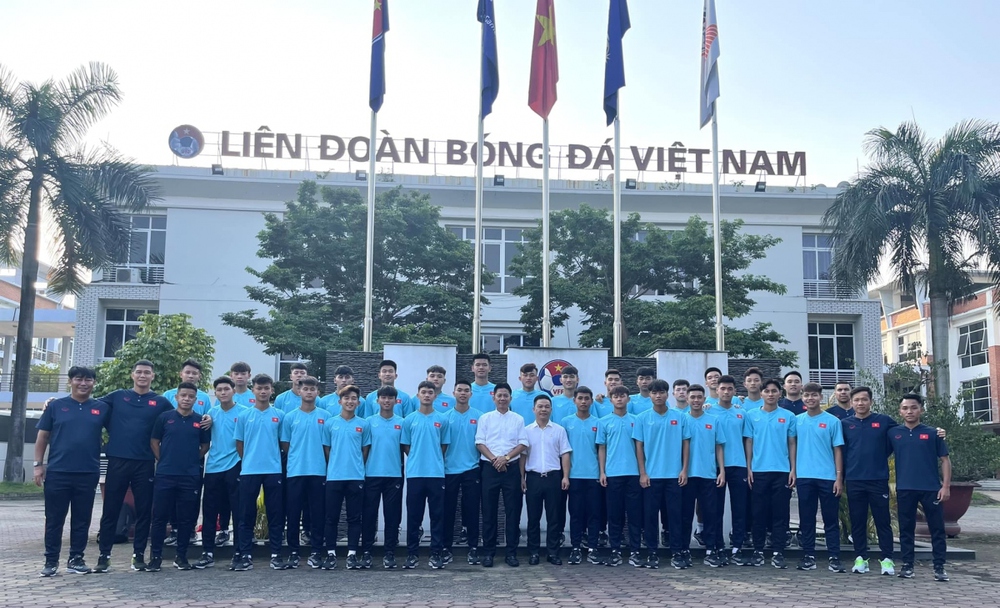 U17 Việt Nam tập huấn Qatar và Nhật Bản, chuẩn bị săn vé U17 World Cup 2023 - Ảnh 1.