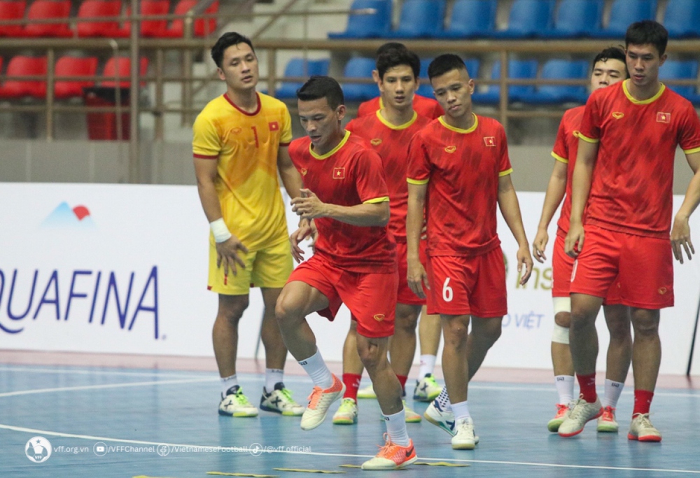 Vì mục tiêu World Cup, ĐT Futsal Việt Nam giao hữu với đối thủ lạ - Ảnh 1.