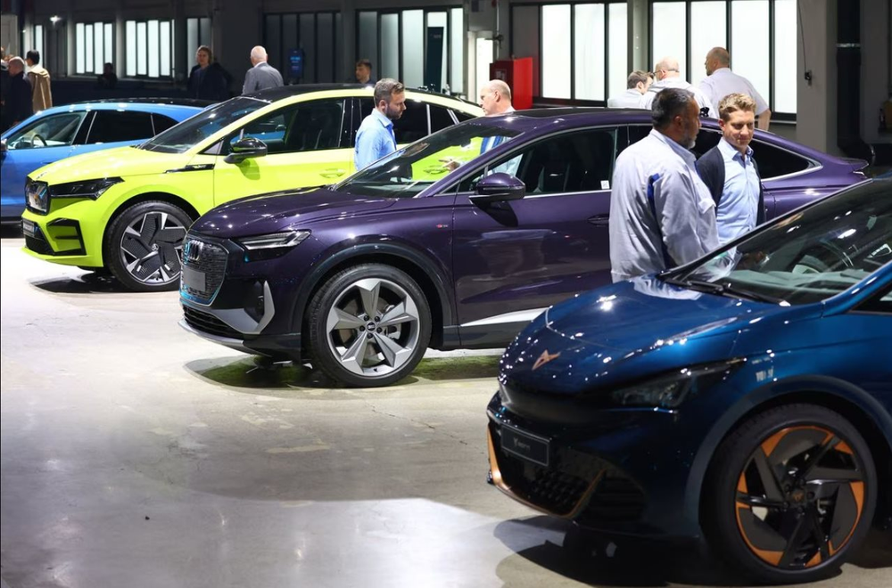 Thị trường hàng đầu của các nhà sản xuất ô tô: Người Mỹ ngày càng nói không với xe điện - Ảnh 2.