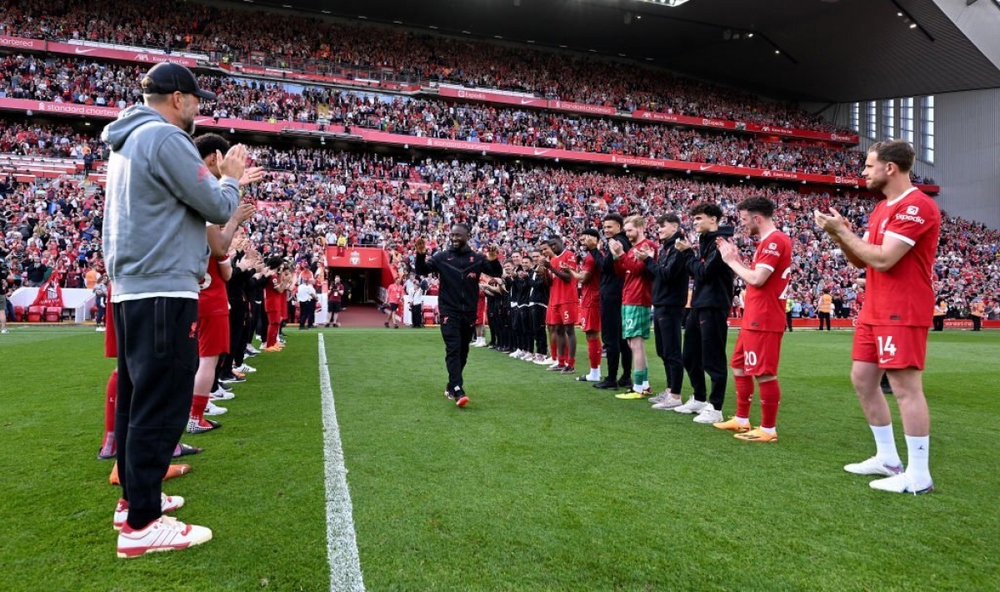 Firmino bật khóc trong lần cuối khoác áo Liverpool tại Anfield - Ảnh 14.