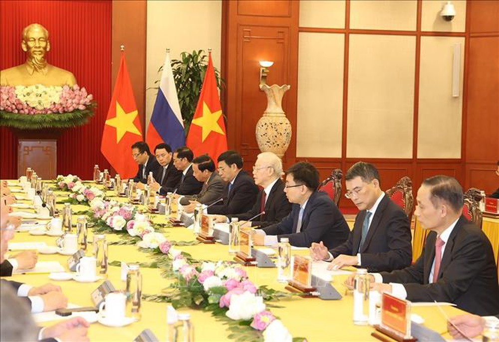 Tổng Bí thư Nguyễn Phú Trọng hội đàm với Chủ tịch Đảng Nước Nga Thống nhất Dmitry Medvedev - Ảnh 3.