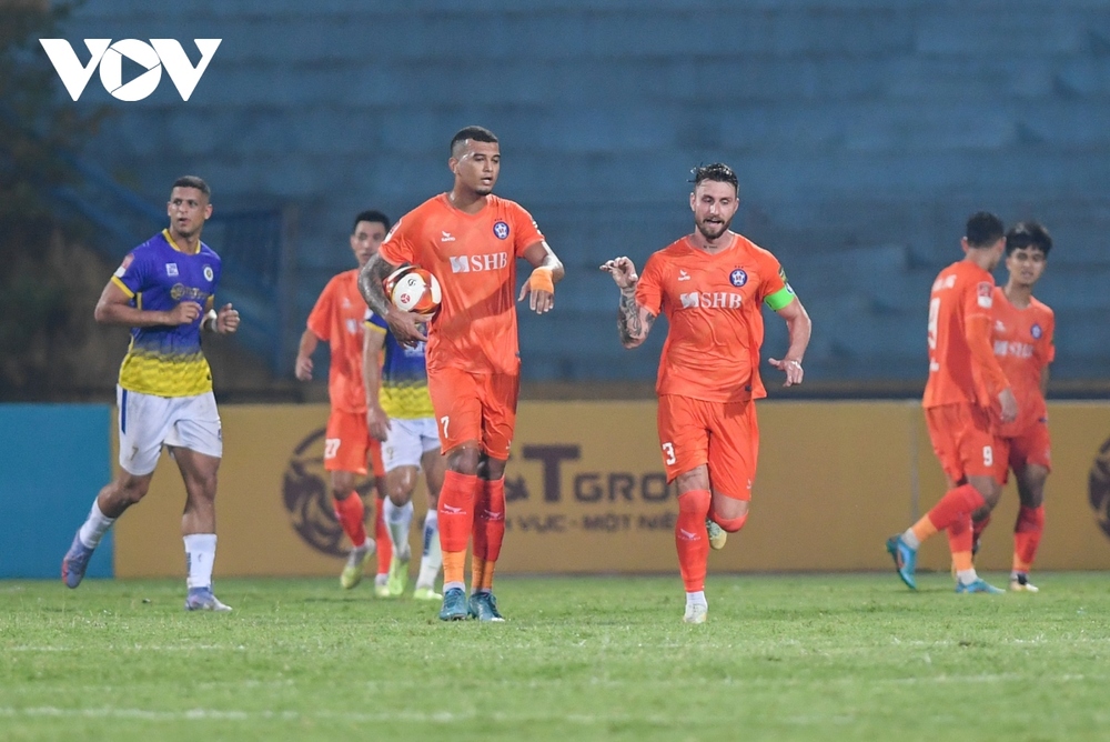 TRỰC TIẾP Hà Nội FC 1 - 1 Đà Nẵng: Sai lầm tai hại - Ảnh 1.