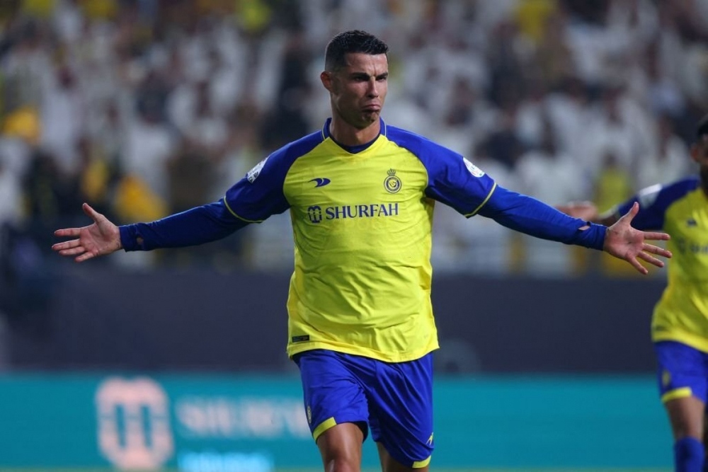 Ronaldo ghi siêu phẩm giúp Al Nassr ngược dòng ngoạn mục - Ảnh 2.