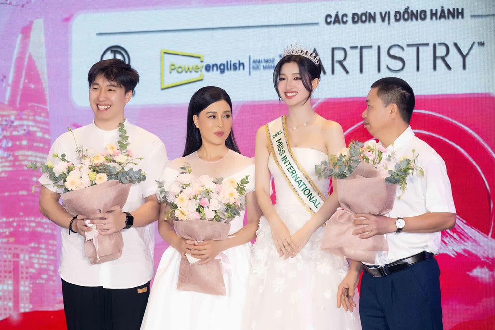 Biến động của Top 3 Miss World Vietnam trong chưa đầy 1 năm: Hoa hậu Mai Phương dính thị phi liên tục, bị Á hậu vượt mặt? - Ảnh 12.
