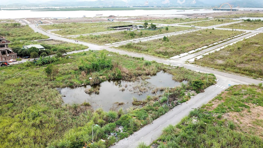 Điểm danh 19 dự án ngâm đất ở Quảng Ninh - Ảnh 2.