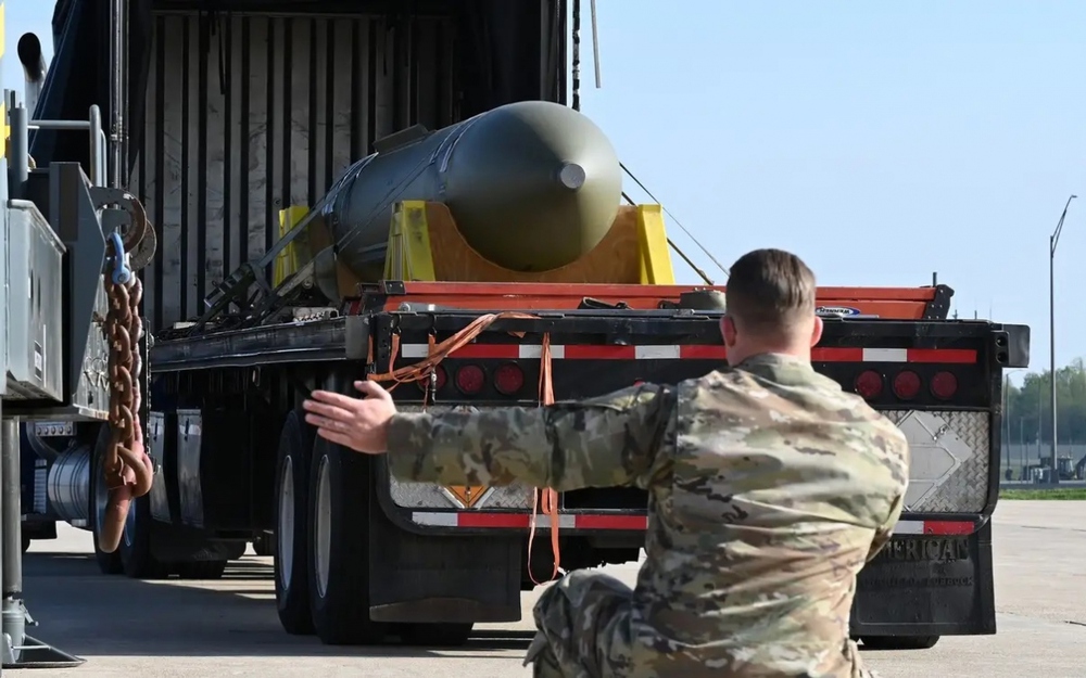 Bom xuyên GBU-57 của Mỹ có “xóa sạch” được cơ sở hạt nhân Iran dưới lòng đất? - Ảnh 1.
