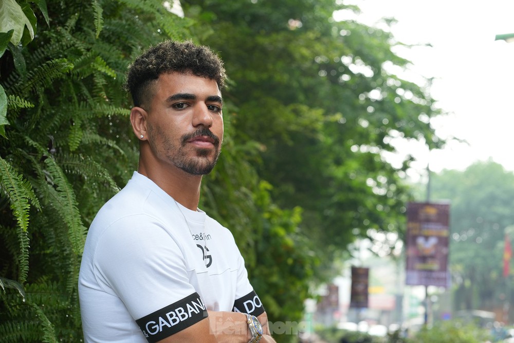 Tân binh của Viettel, Mohamed Essam, từ đồng đội của Salah đến cuộc phiêu lưu qua 3 châu lục - Ảnh 6.