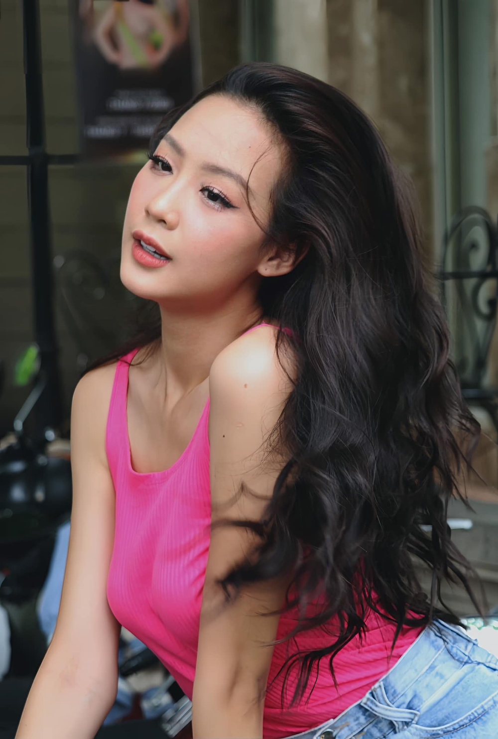 Biến động của Top 3 Miss World Vietnam trong chưa đầy 1 năm: Hoa hậu Mai Phương dính thị phi liên tục, bị Á hậu vượt mặt? - Ảnh 8.