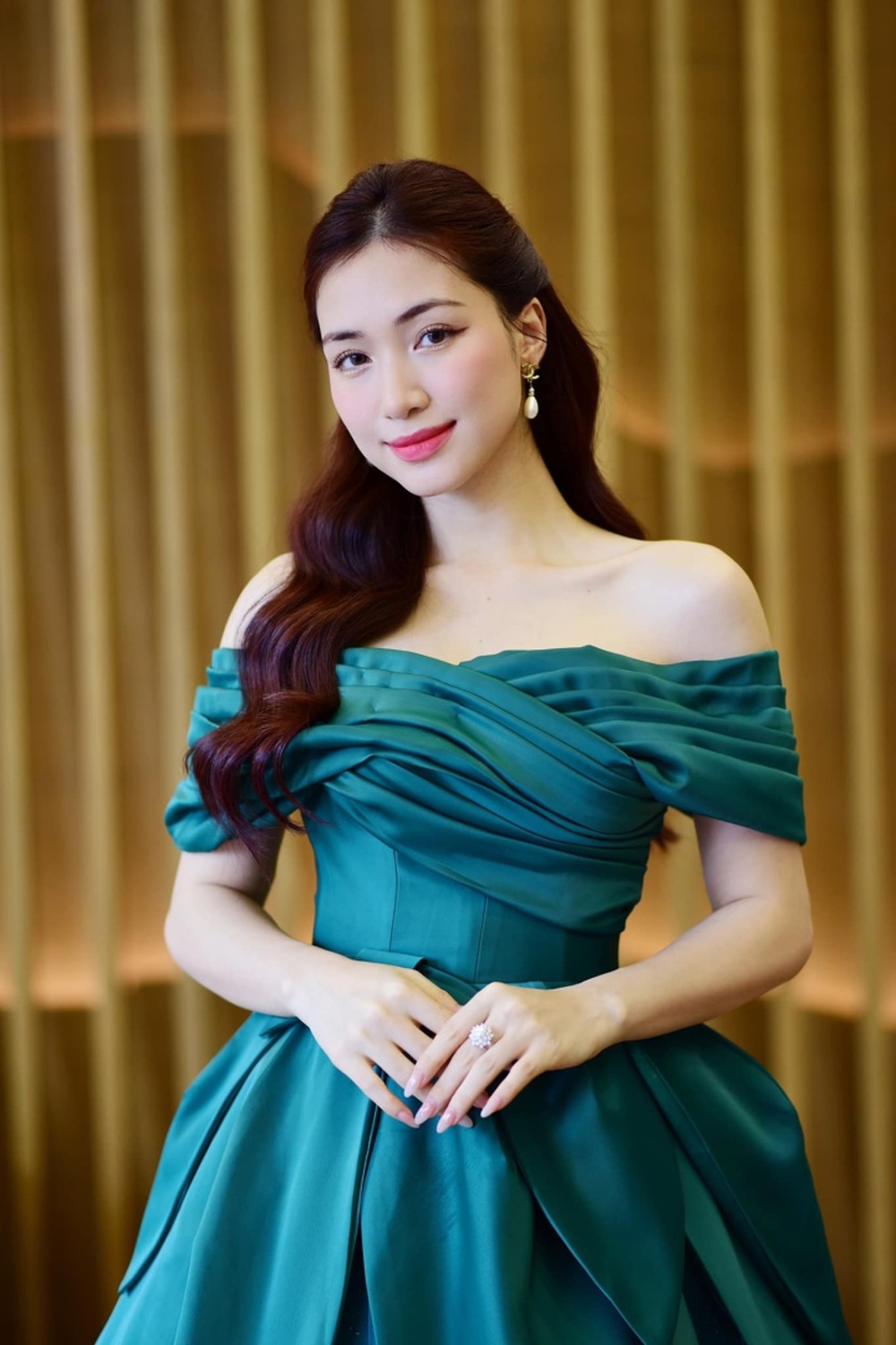 Nhịp Showbiz Sao Việt háo hức hôn lễ Anh Tú Hòa Minzy mừng sinh nhật con