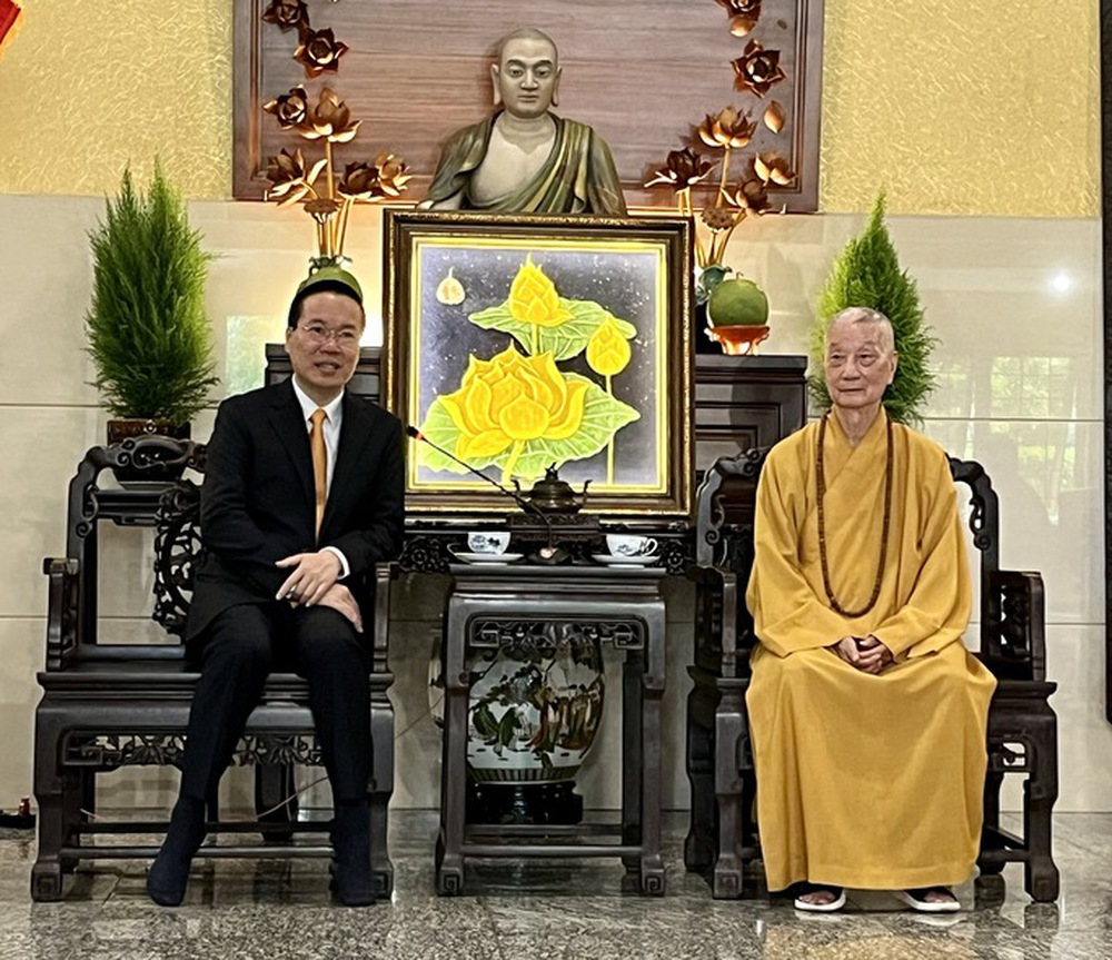Chủ tịch nước Võ Văn Thưởng chúc mừng Đại Lễ Phật đản - Ảnh 1.