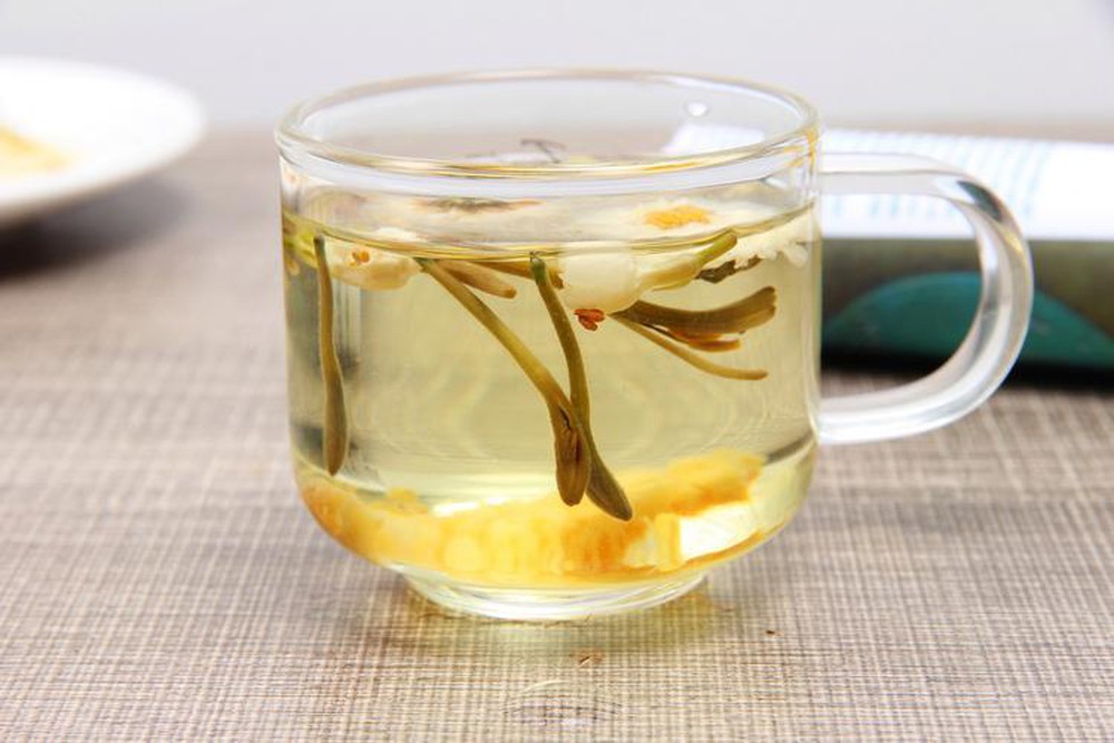 Kim ngân hoa kết hợp cùng 1 thứ thành thuốc quý, làm sạch nội tạng, giúp ngủ ngon - Ảnh 2. Kim ngân hoa kết hợp cùng 1 thứ thành thuốc quý, làm sạch nội tạng, giúp ngủ ngon - Ảnh 2.
