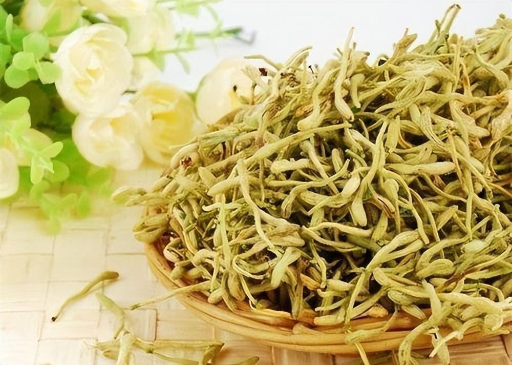 Kim ngân hoa kết hợp cùng 1 thứ thành thuốc quý, làm sạch nội tạng, giúp ngủ ngon - Ảnh 1. Kim ngân hoa kết hợp cùng 1 thứ thành thuốc quý, làm sạch nội tạng, giúp ngủ ngon - Ảnh 1.