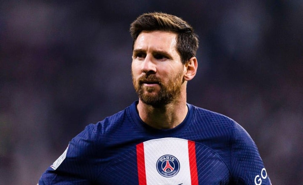 PSG phạt Messi, cấm thi đấu 2 tuần - Ảnh 1.