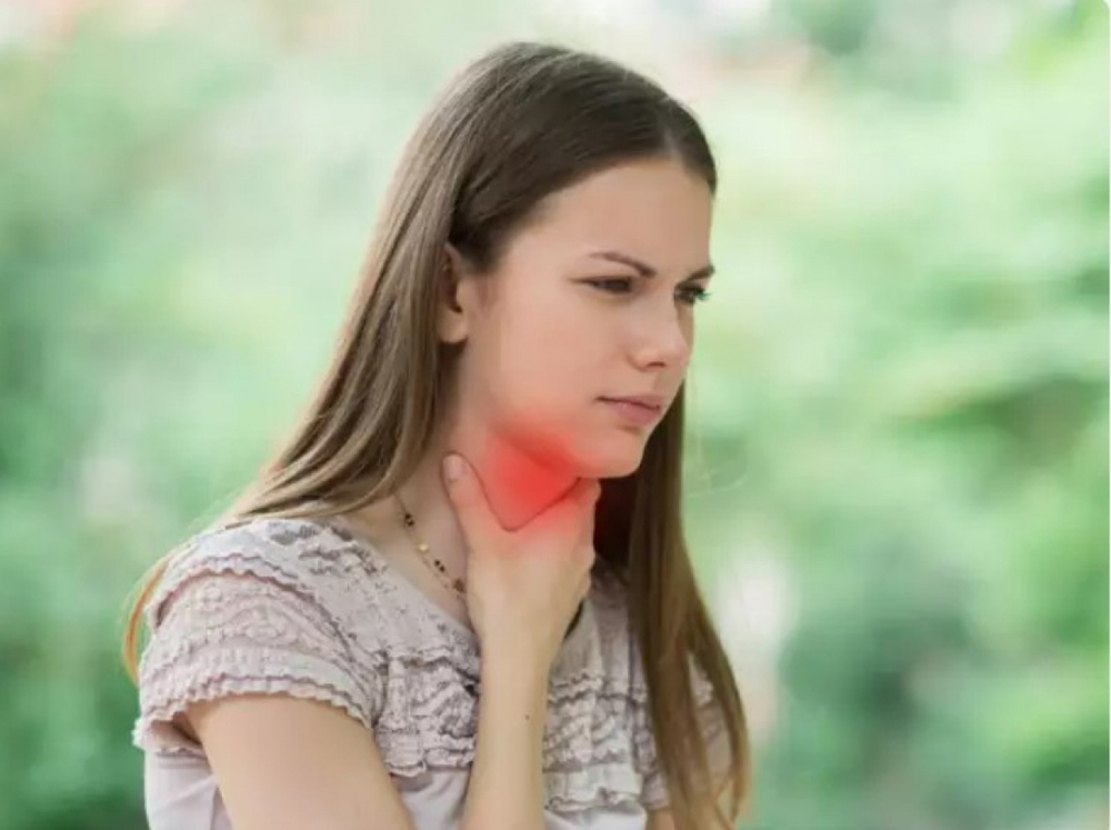6 triệu chứng ung thư thực quản ở cổ họng - Ảnh 2.