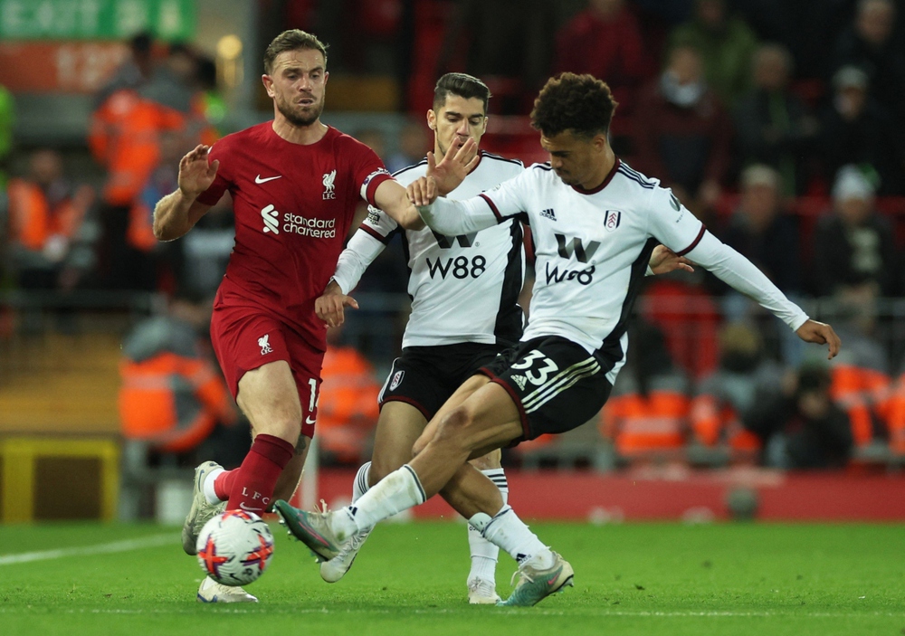 Kết quả Ngoại hạng Anh 4/5: Liverpool nuôi mộng đua top 4 sau trận thắng Fulham - Ảnh 3.