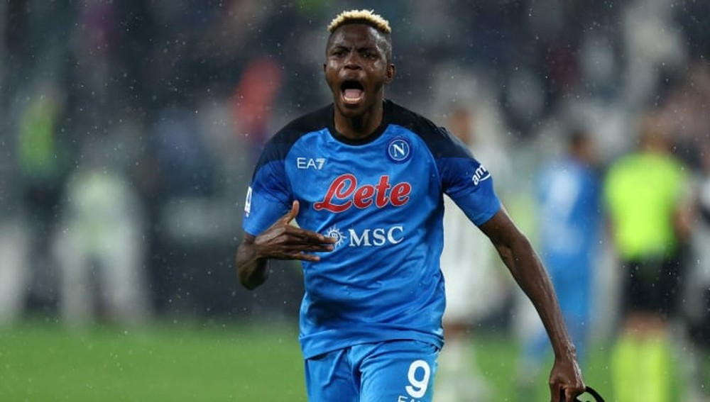 Napoli vô địch Serie A sau 33 năm chờ đợi - Ảnh 1.