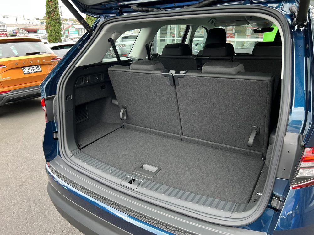 Skoda Kodiaq tiếp tục lộ diện tại Việt Nam: Dự kiến có 2 phiên bản, chung mâm với Santa Fe và Sorento